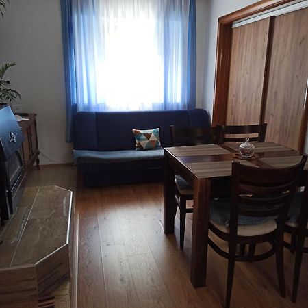 Apartman Adna Кулен Вакуф Екстериор снимка
