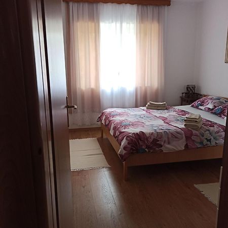 Apartman Adna Кулен Вакуф Екстериор снимка