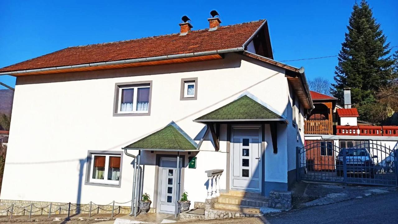 Apartman Adna Кулен Вакуф Екстериор снимка