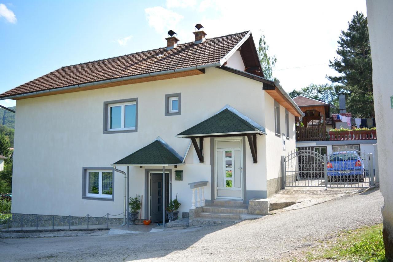 Apartman Adna Кулен Вакуф Екстериор снимка