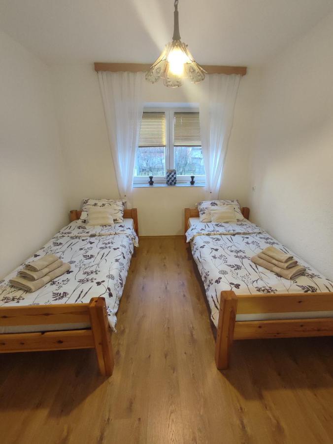 Apartman Adna Кулен Вакуф Екстериор снимка